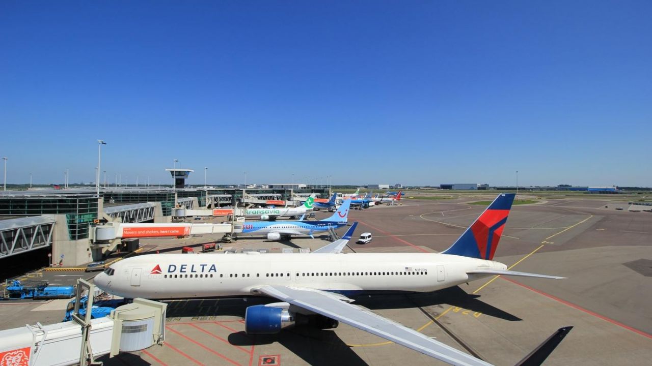 Delta Airlines rebooking policy